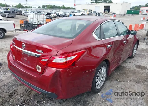 2017 Nissan Altima 2.5 S z USA, uszkodzony, nr VIN 1N4AL3AP2HC250462